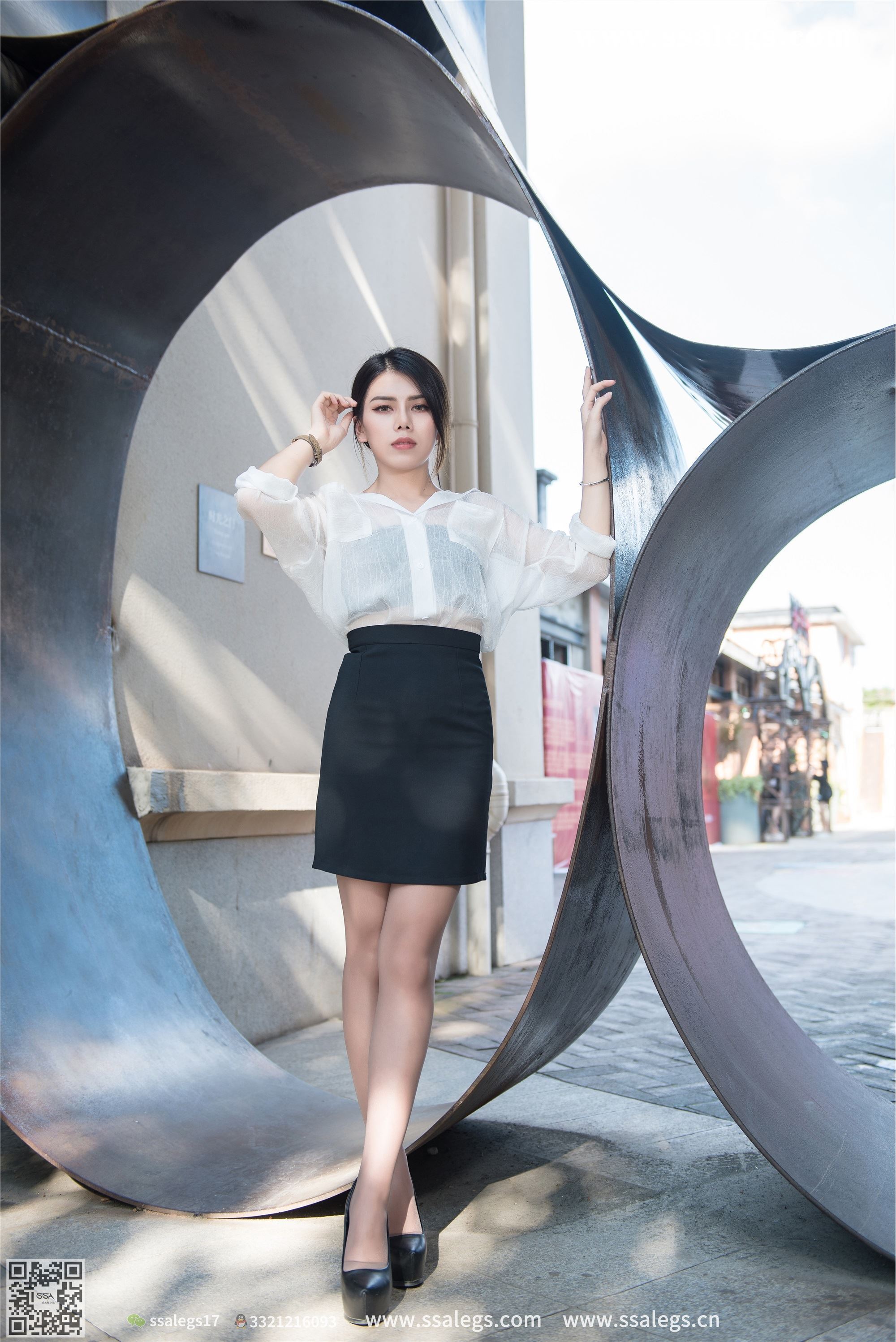 SSA丝社 NO.021 混血美女芷沫浪漫咖啡色丝袜街拍